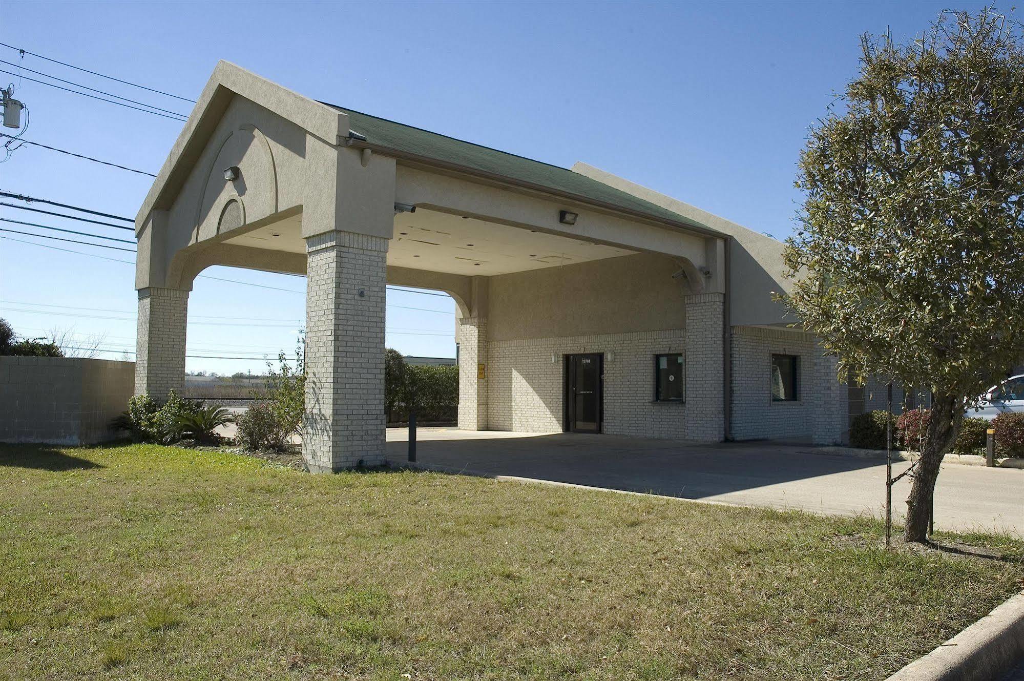 Budget Host Hempstead Inn Brookhollow/Energy Corridor Houston Exteriér fotografie